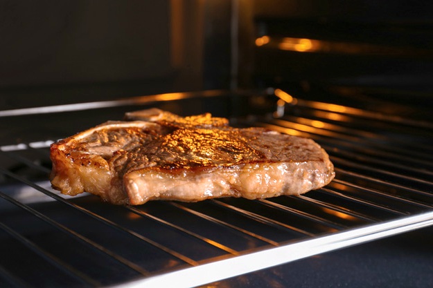 How to Grill Steak in the Oven | | How to Grill A Steak 7 Ways | how to grill steak in a cast iron skillet