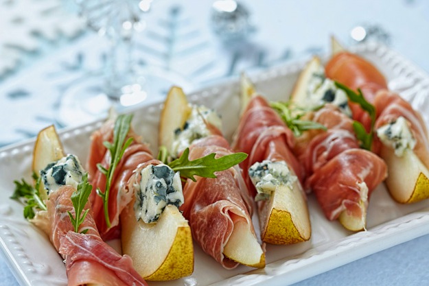 Pears With Blue Cheese and Prosciutto | Quick Holiday Recipes Any Man Can Cook