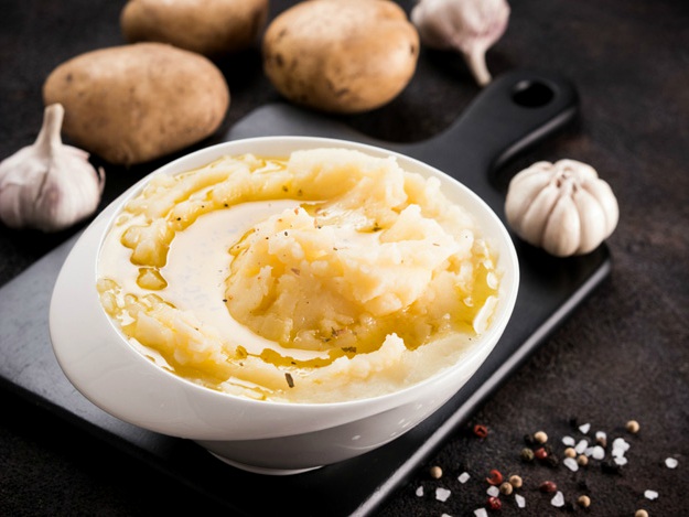 Garlic Mashed Potatoes | Quick Holiday Recipes Any Man Can Cook